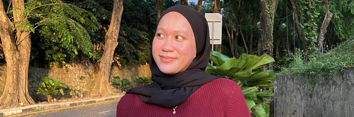 nazreensary's profile banner image