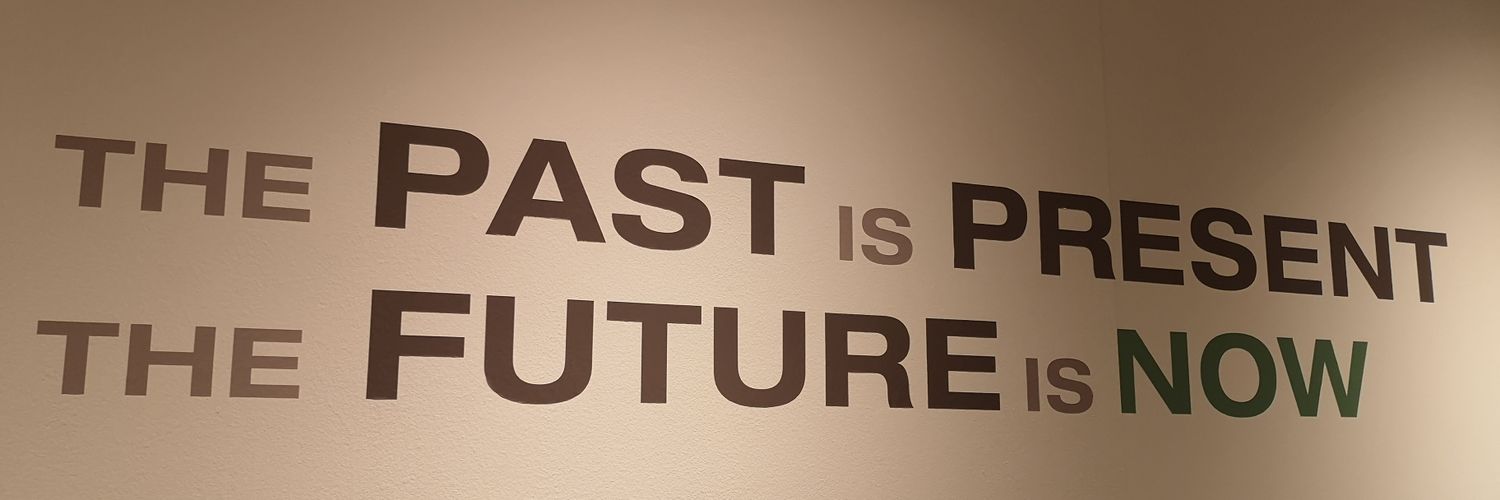 Vicky T (she/her) banner