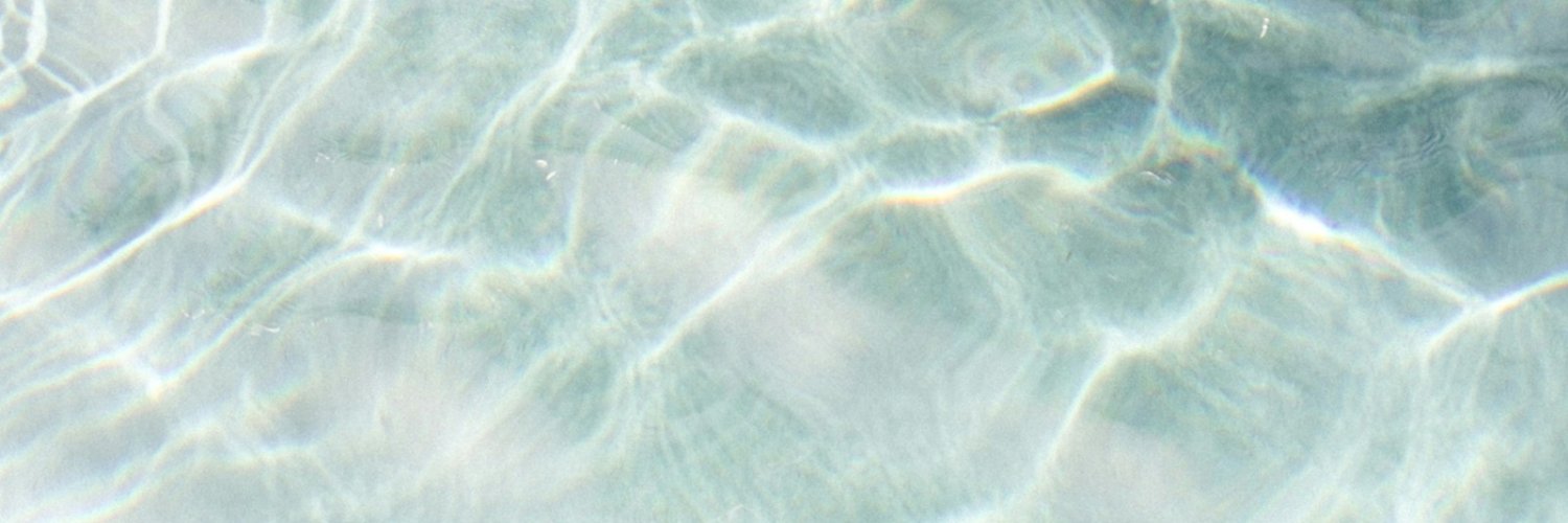 Laure_Beaker's profile banner image