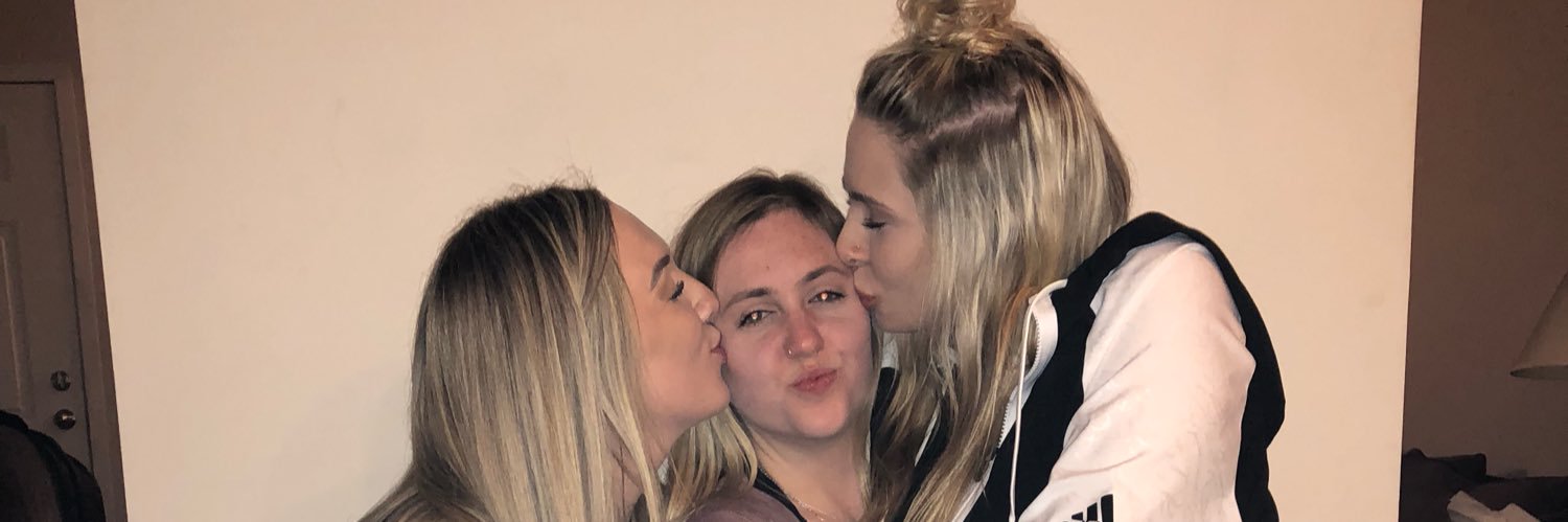 ellienaughton's profile banner image