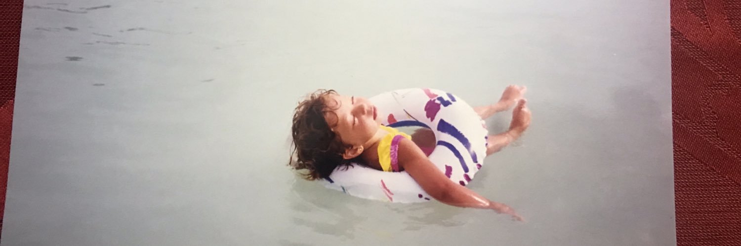 Lizz_Iz's profile banner image