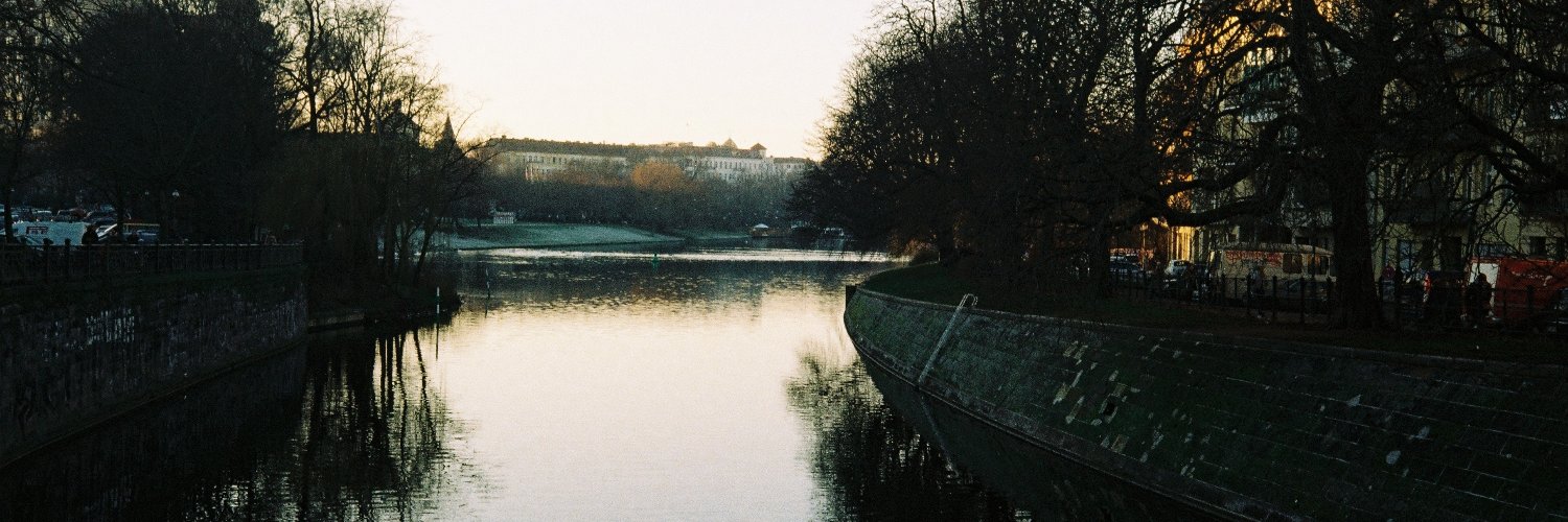 yxcc's profile banner image