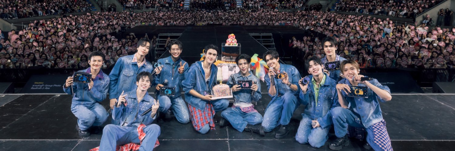 minnanimoon's profile banner image