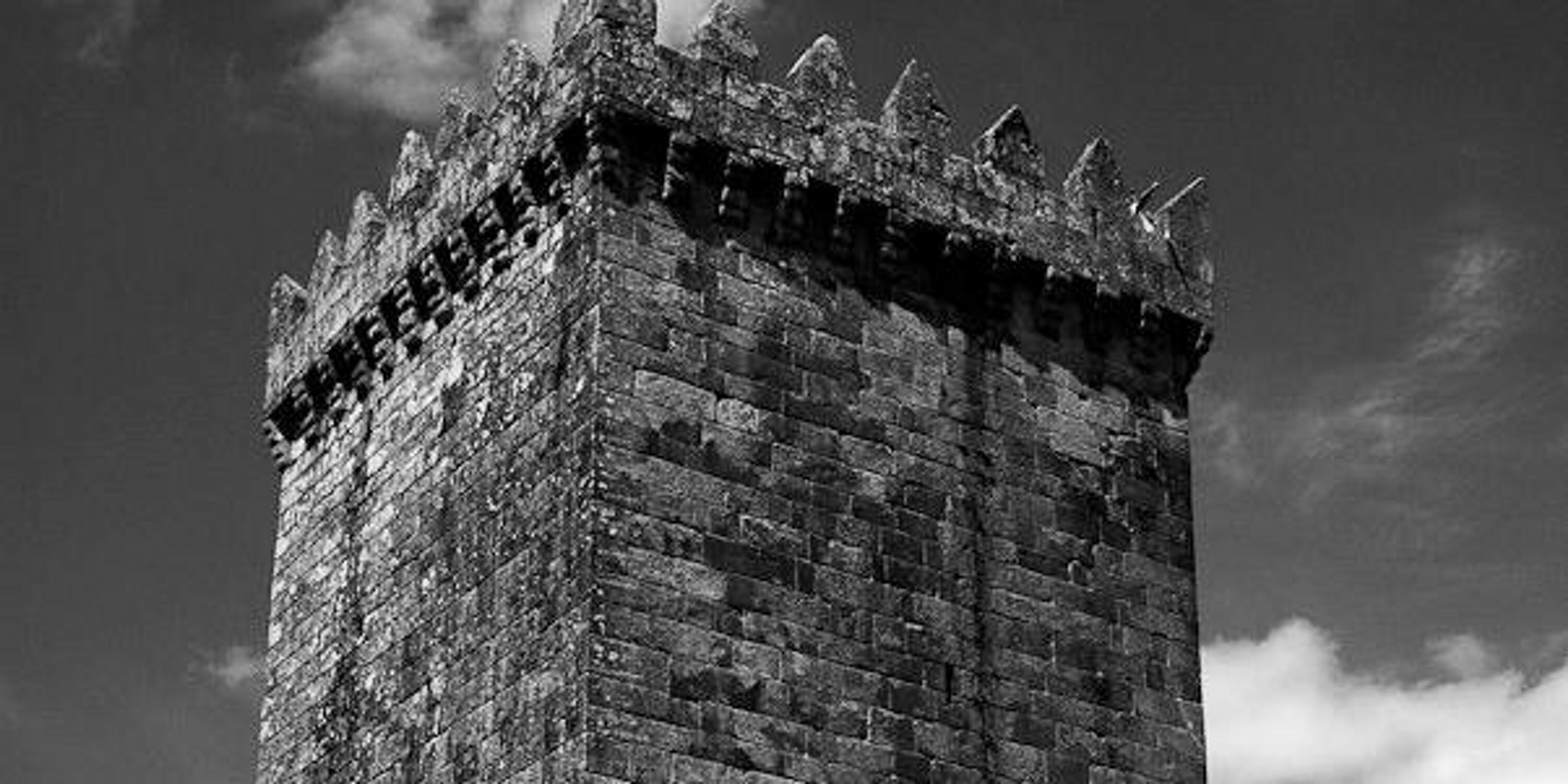 vdaalves's profile banner image