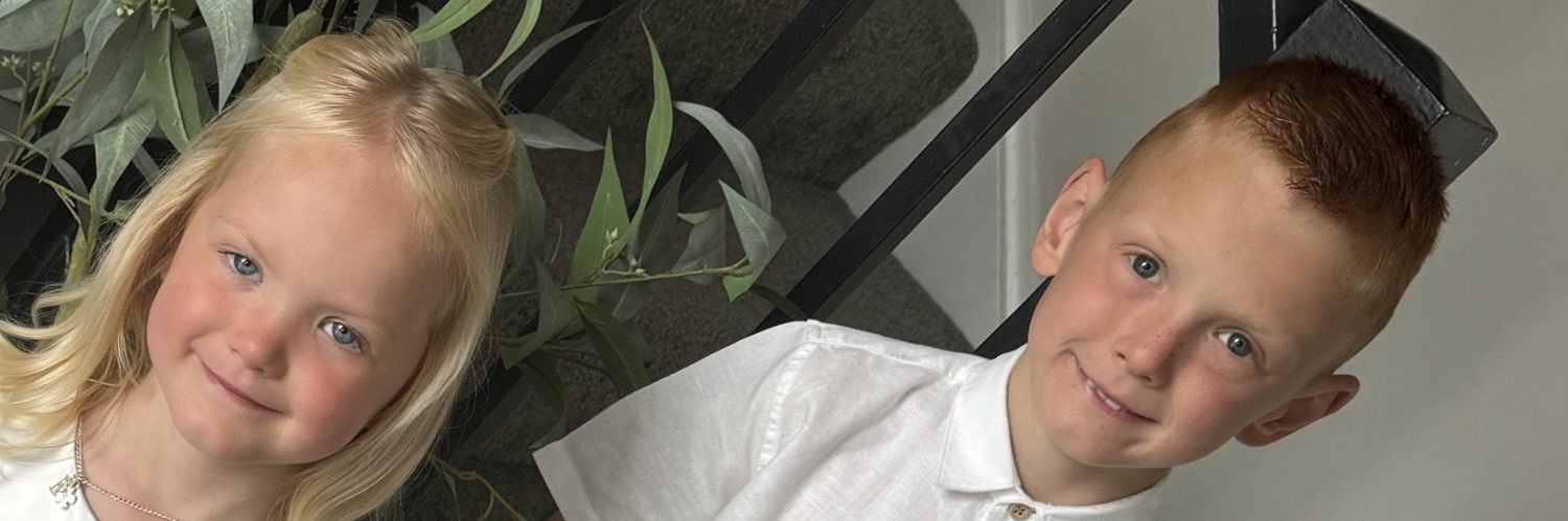 ash__lee21's profile banner image