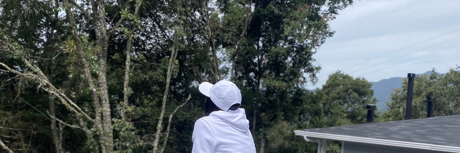 María Fernanda 🍃 banner