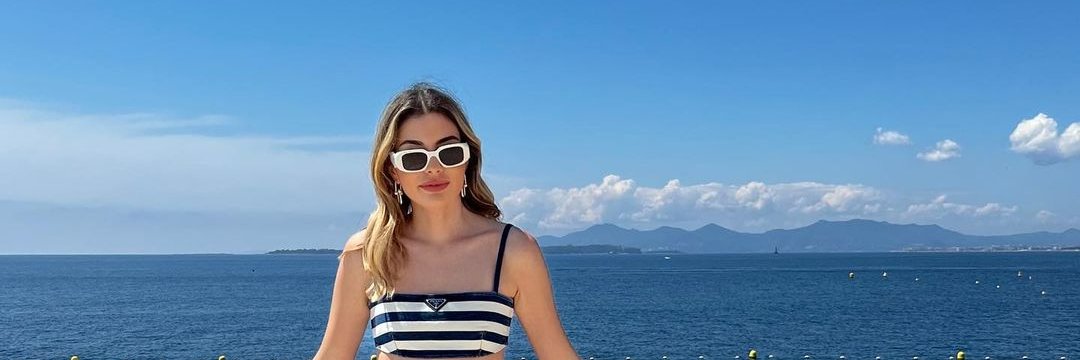 PrettyRowina's profile banner image