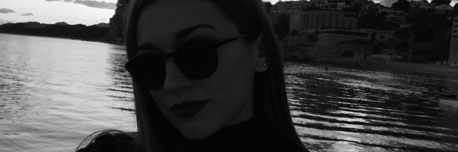 Laura♥ banner