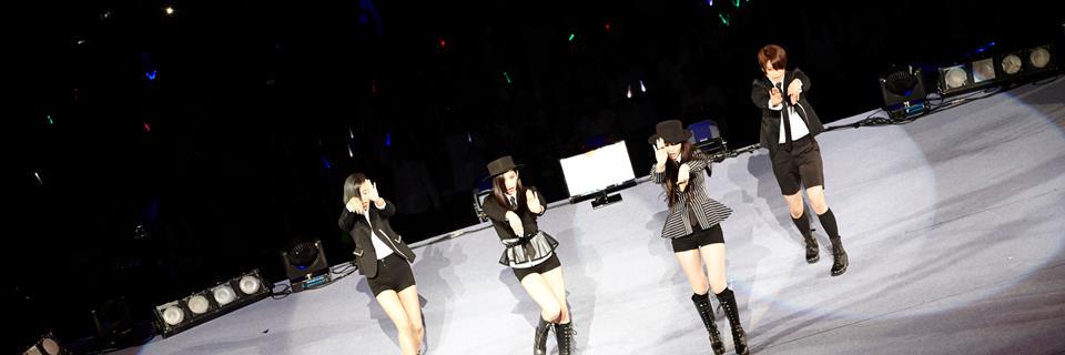 f(x) Hong Kong banner