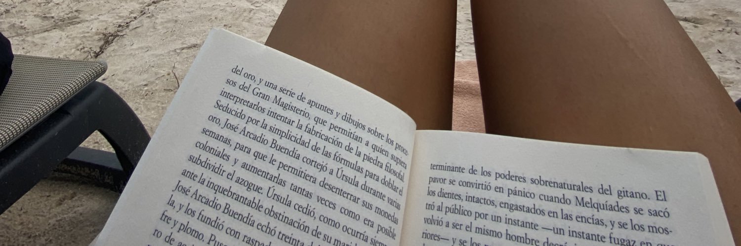 VickyGadea's profile banner image