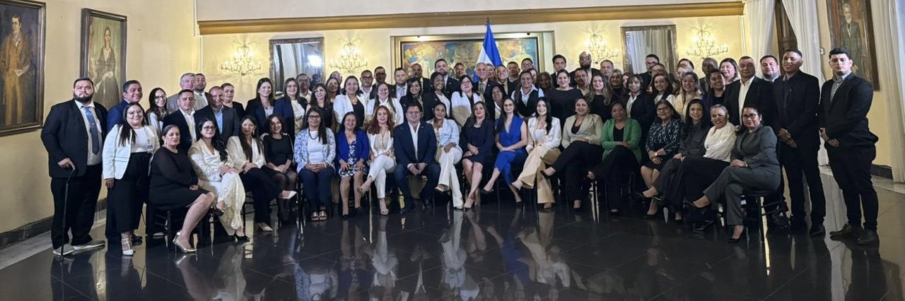 Eduardo Midence banner