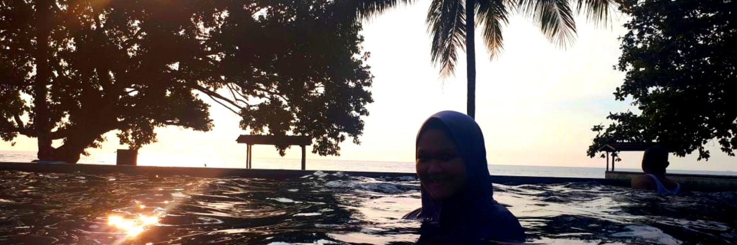 V_oktaviaa's profile banner image