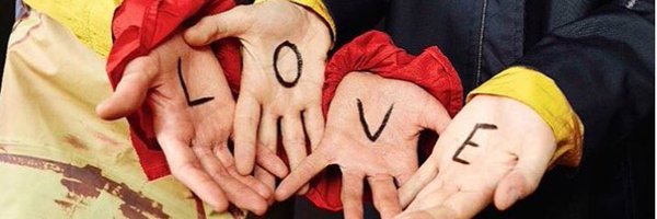 ange_lowery Profile Banner