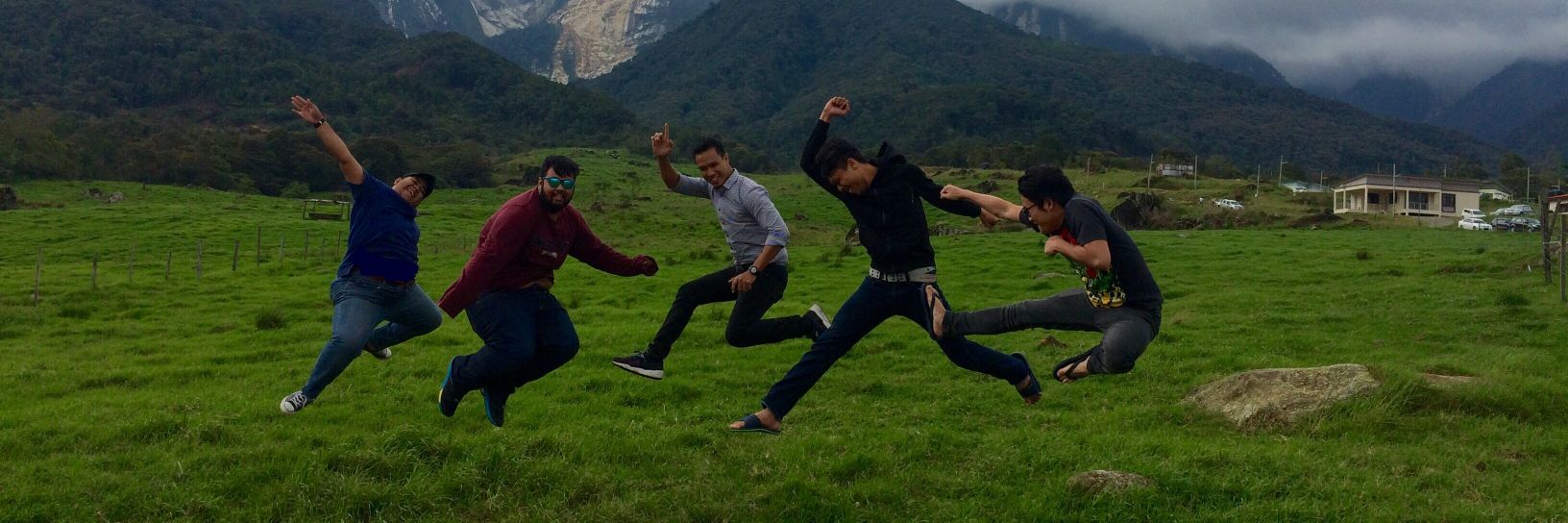 muhdcham's profile banner image