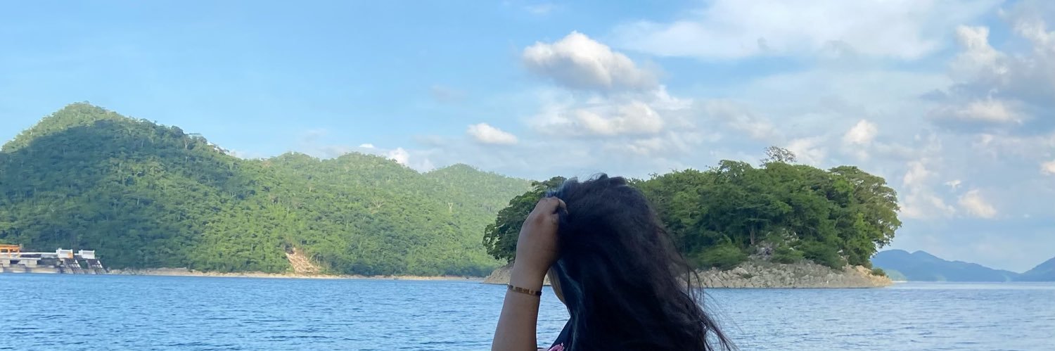 Mayraa_05's profile banner image