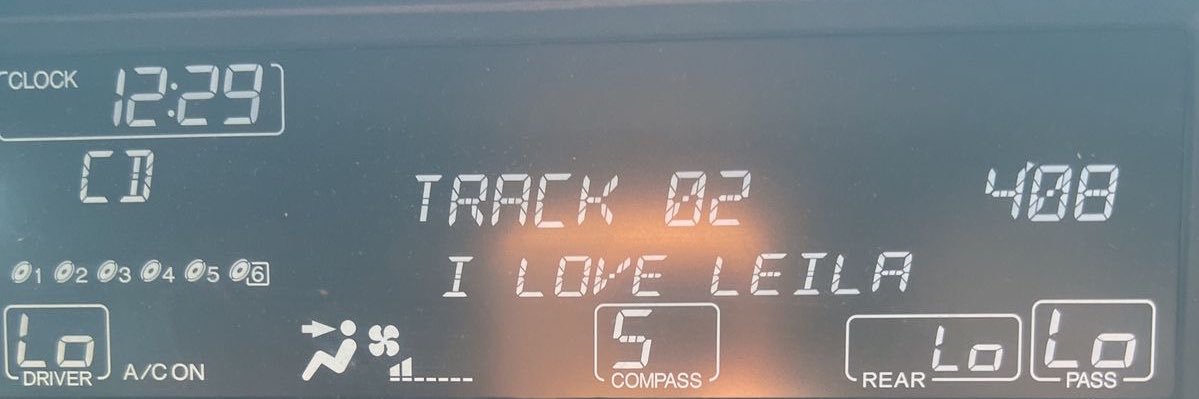 leileepop's profile banner image
