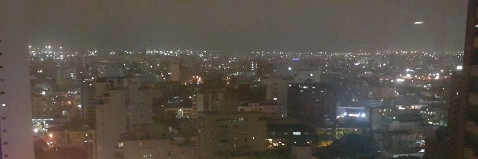 VickLarios's profile banner image