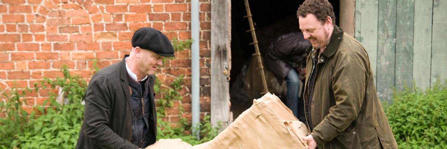 Salvage Hunters banner