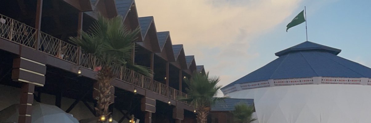 khah1402's profile banner image