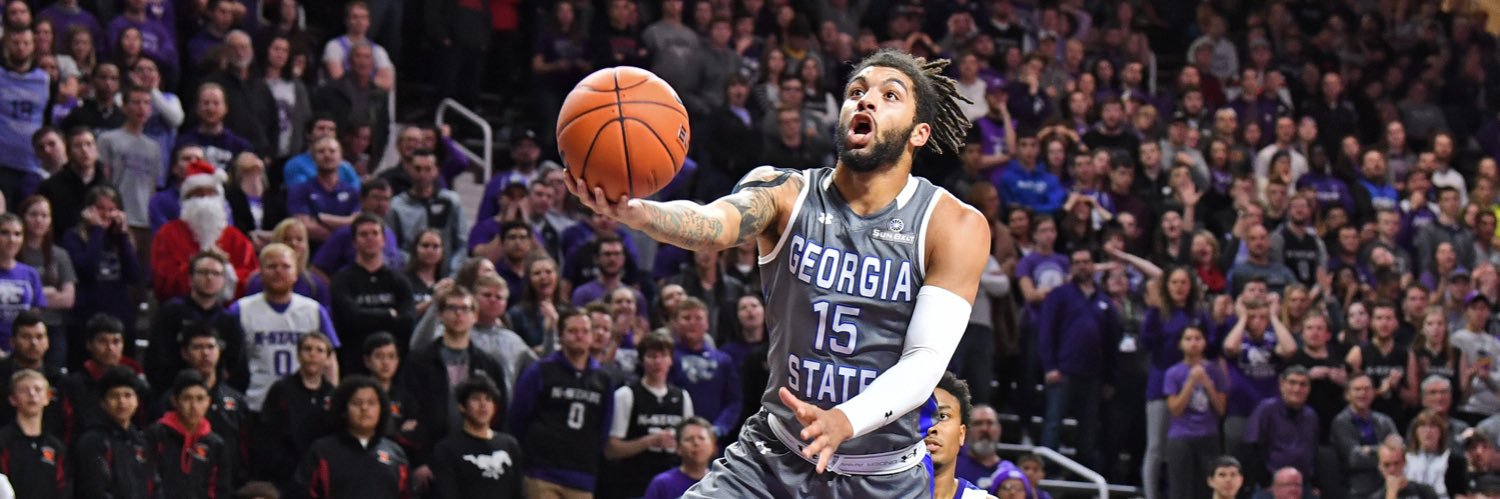 D’Marcus Simonds banner