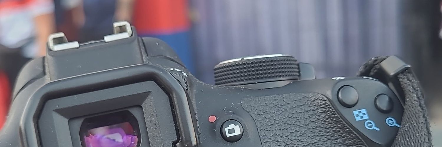 femiatea's profile banner image