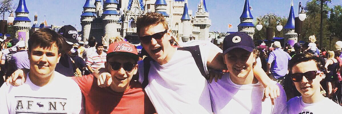 elliswant's profile banner image