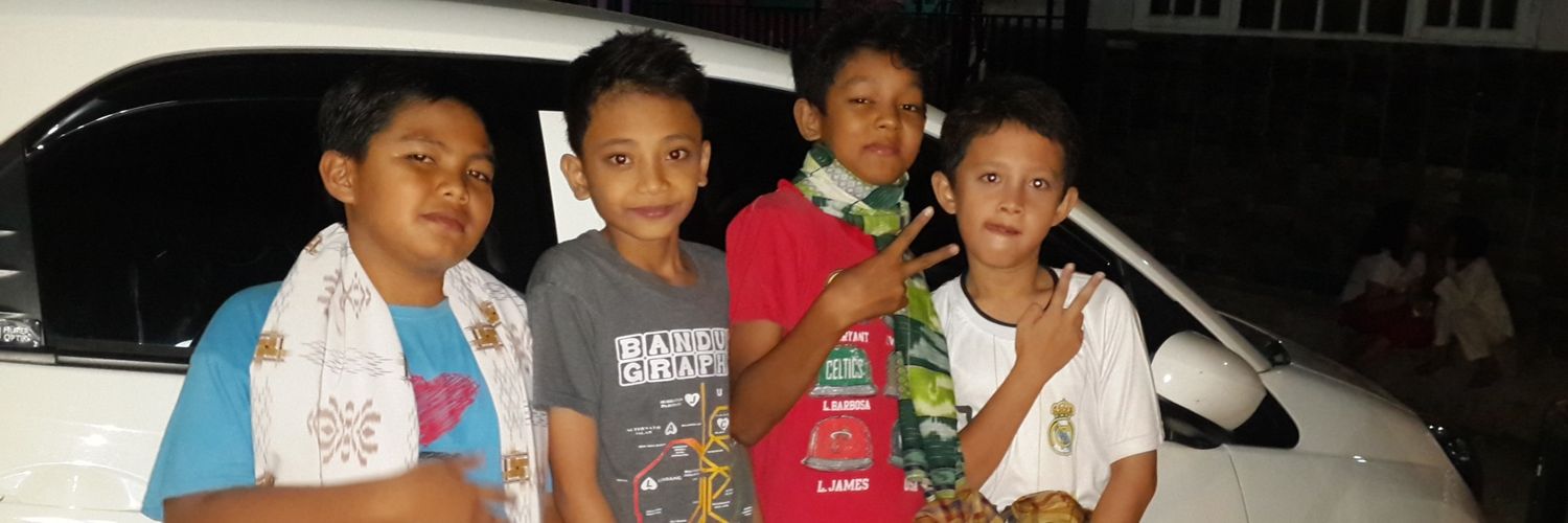 azwarozaf's profile banner image