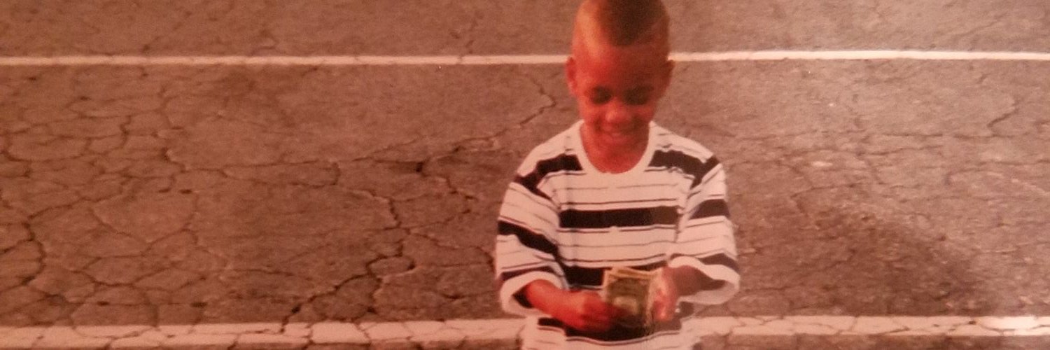 No Halo No Peace banner