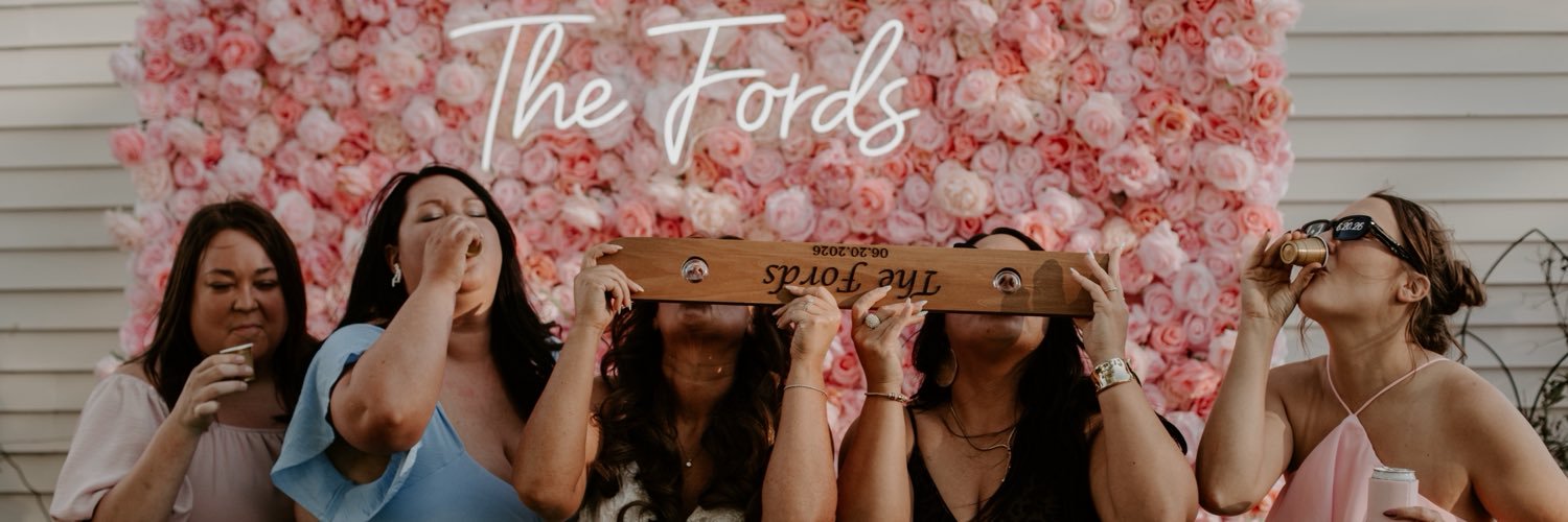 heylauraa's profile banner image