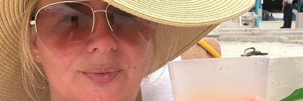 Funnyhead0 Profile Banner