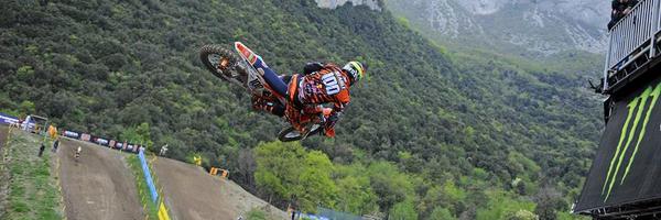 Ilarya94 Profile Banner