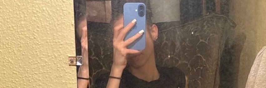 demonwhitegrl's profile banner image