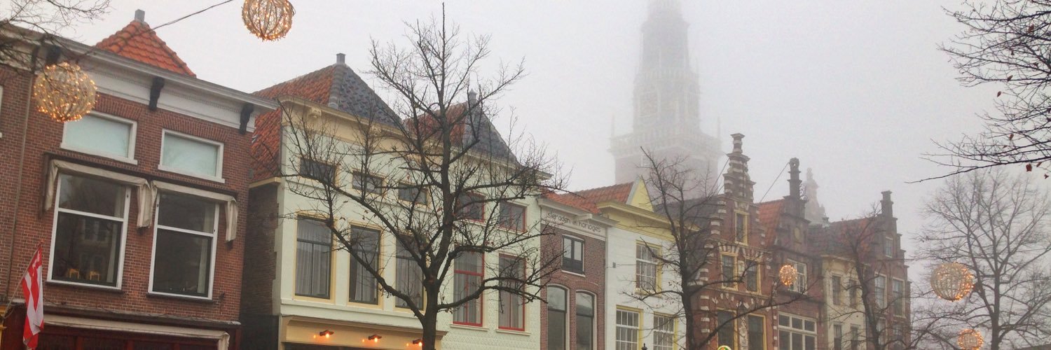 uit072's profile banner image