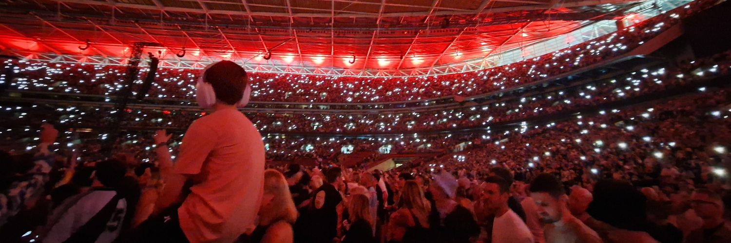 BeckiDibs's profile banner image
