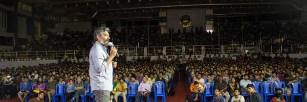 emliitm Profile Banner