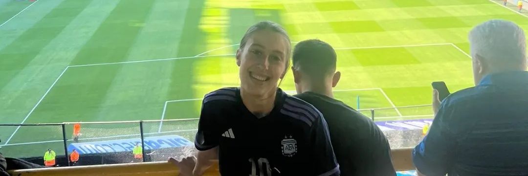 ᴍᵃⁿᵘᵉˡᵃ banner