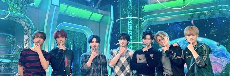 nananing_'s profile banner image