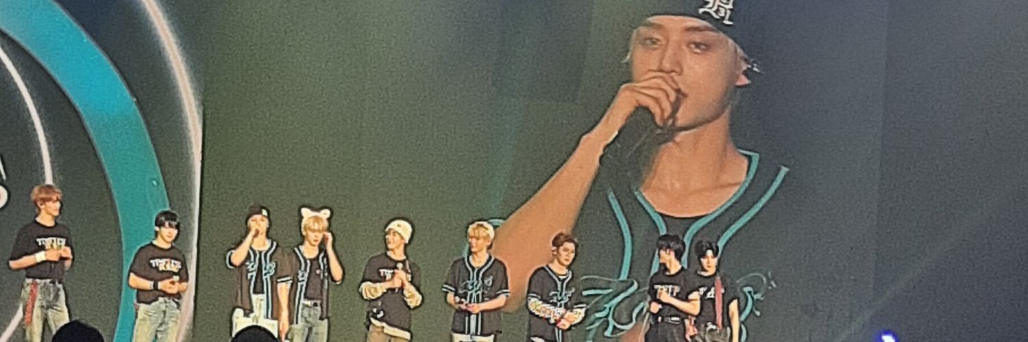 adel_ds02's profile banner image