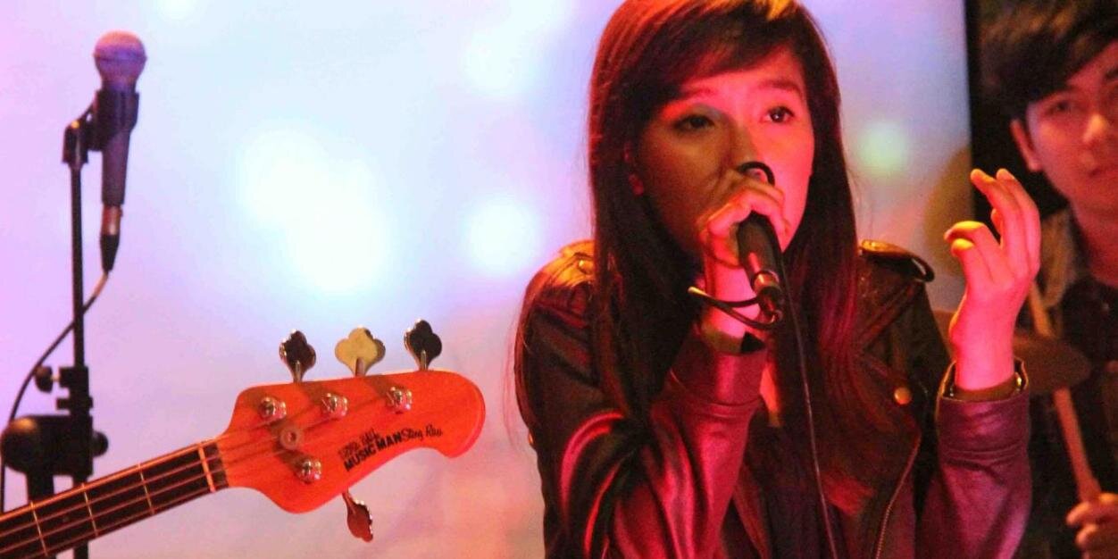 devitelizah's profile banner image