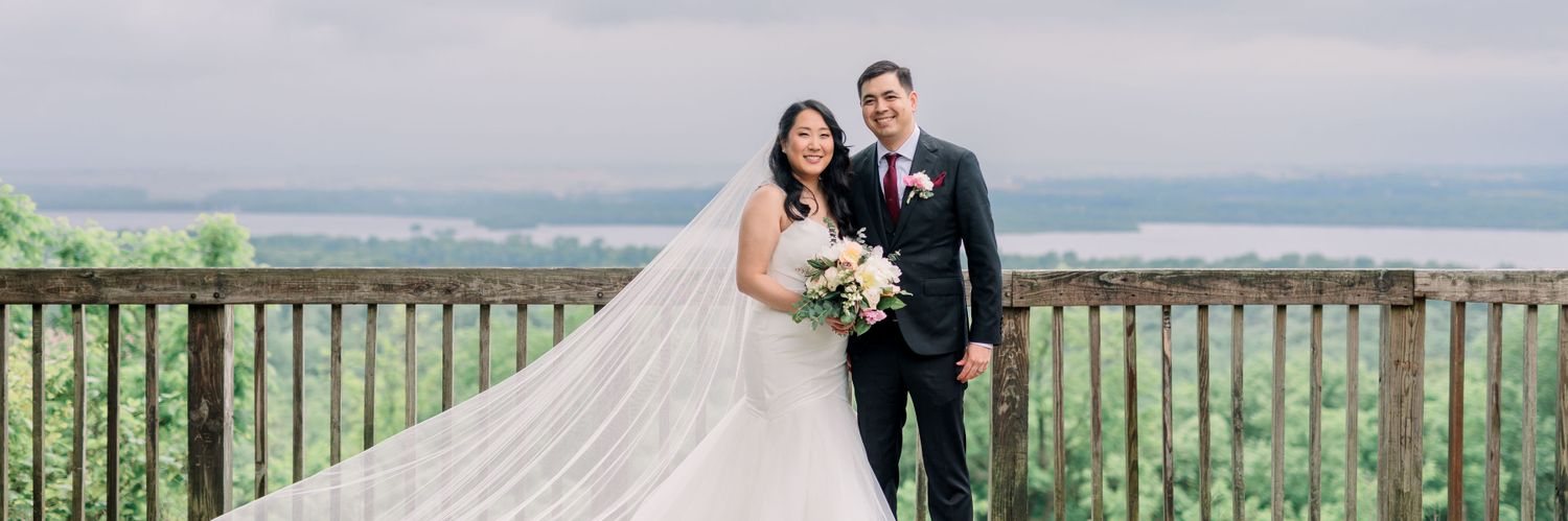 angelaatweets's profile banner image