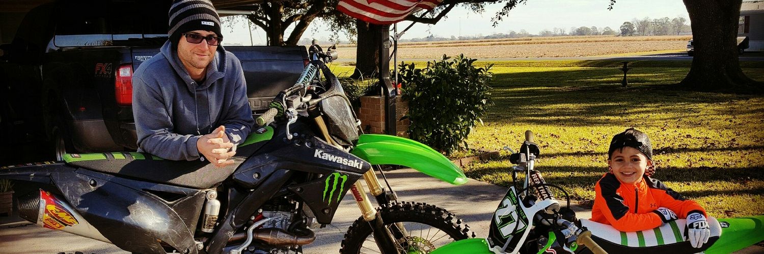 FLEXonUMM's profile banner image