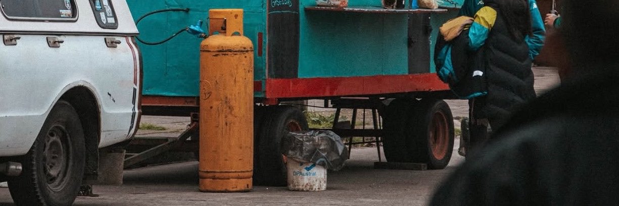 moscadebar's profile banner image