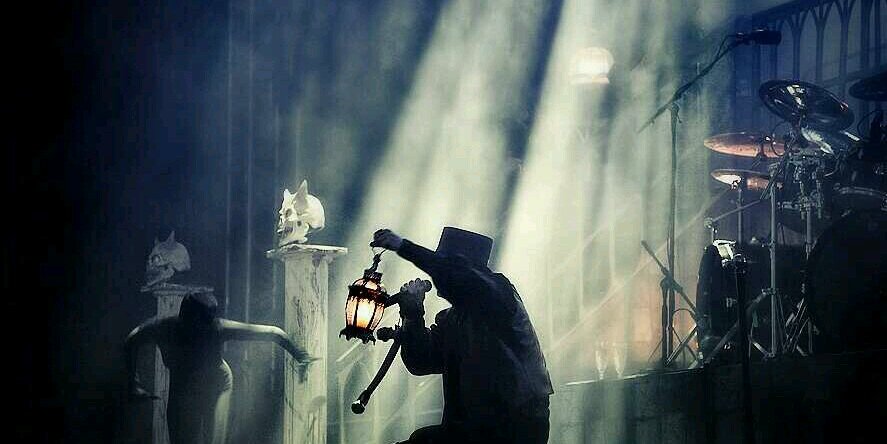 Derek Kitchen banner