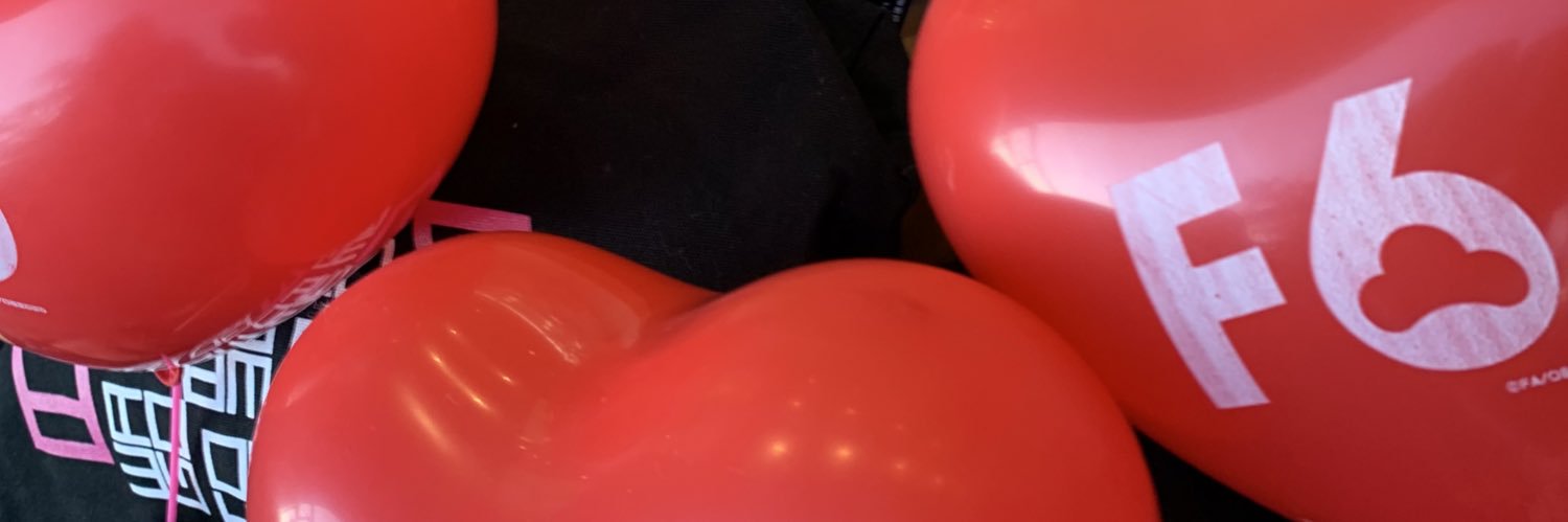 コウ banner