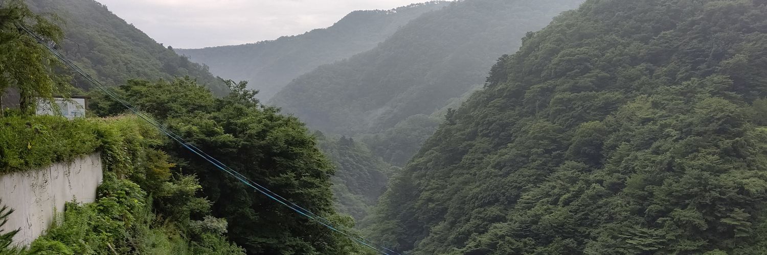 ByAyuna's profile banner image