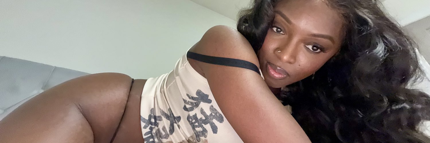 Poisonness_'s profile banner image