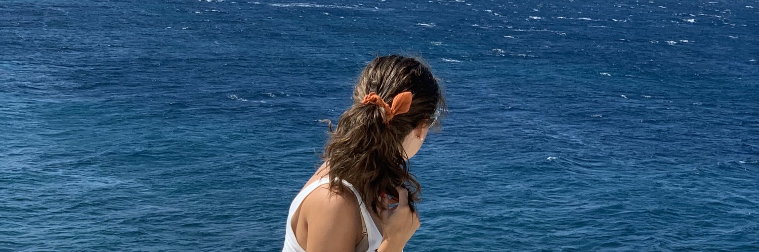 camicanyelles's profile banner image