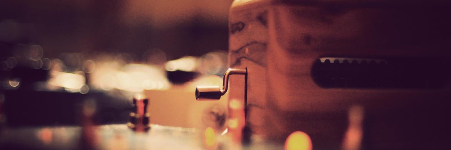Raquel banner