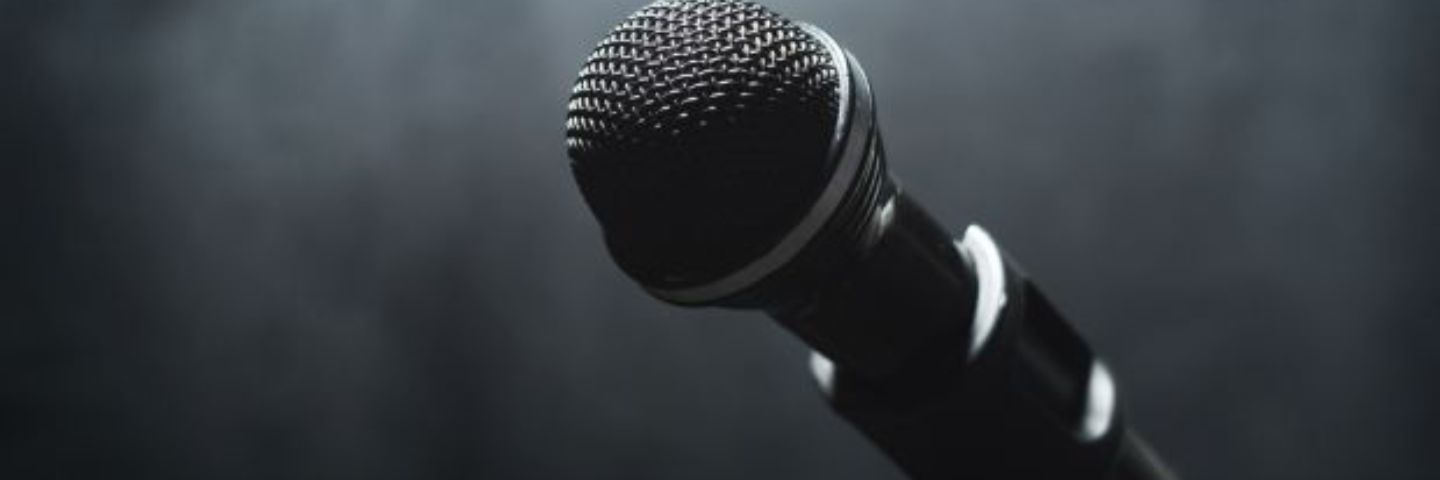 DSE32's profile banner image