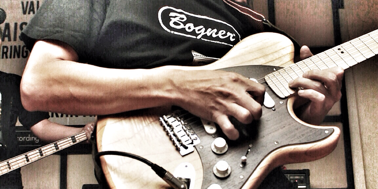 乃卂Ꮆㄩ丂 几ㄩᎶ尺ㄖ卄ㄖ banner